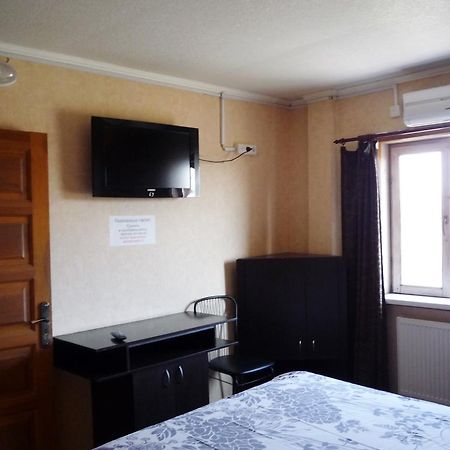 Hotel Restaurant Complex Boyarskiy Dvor Boyarka Exterior foto