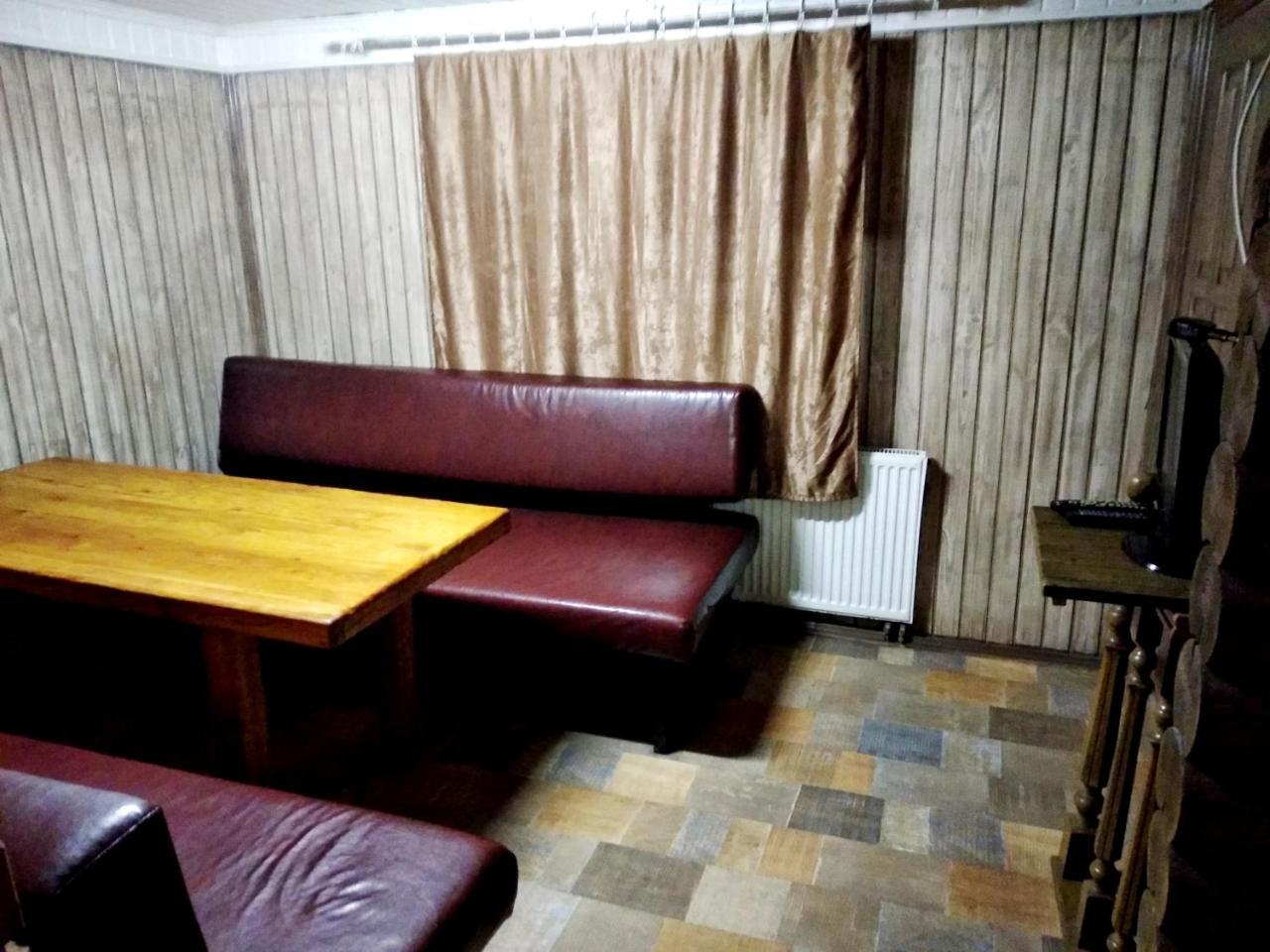 Hotel Restaurant Complex Boyarskiy Dvor Boyarka Exterior foto